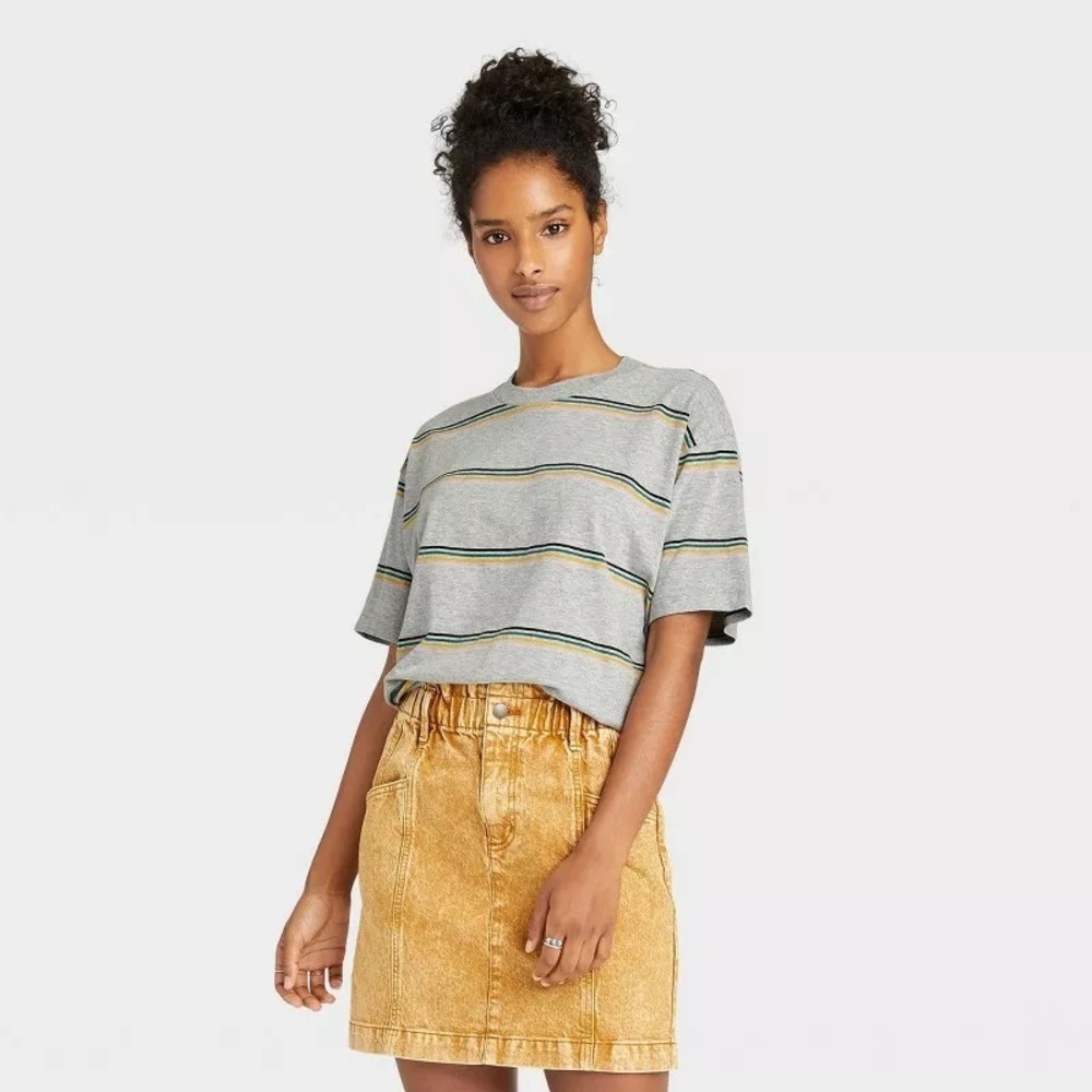 Weekend Soul Gray Striped Tee